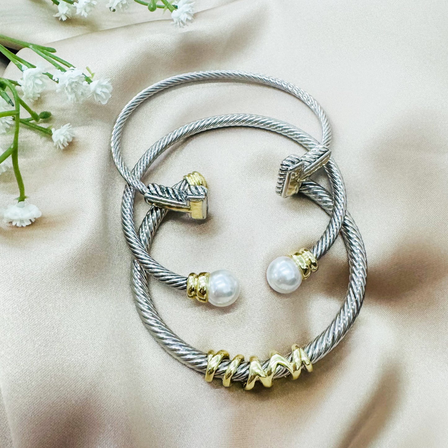 Metal cuff