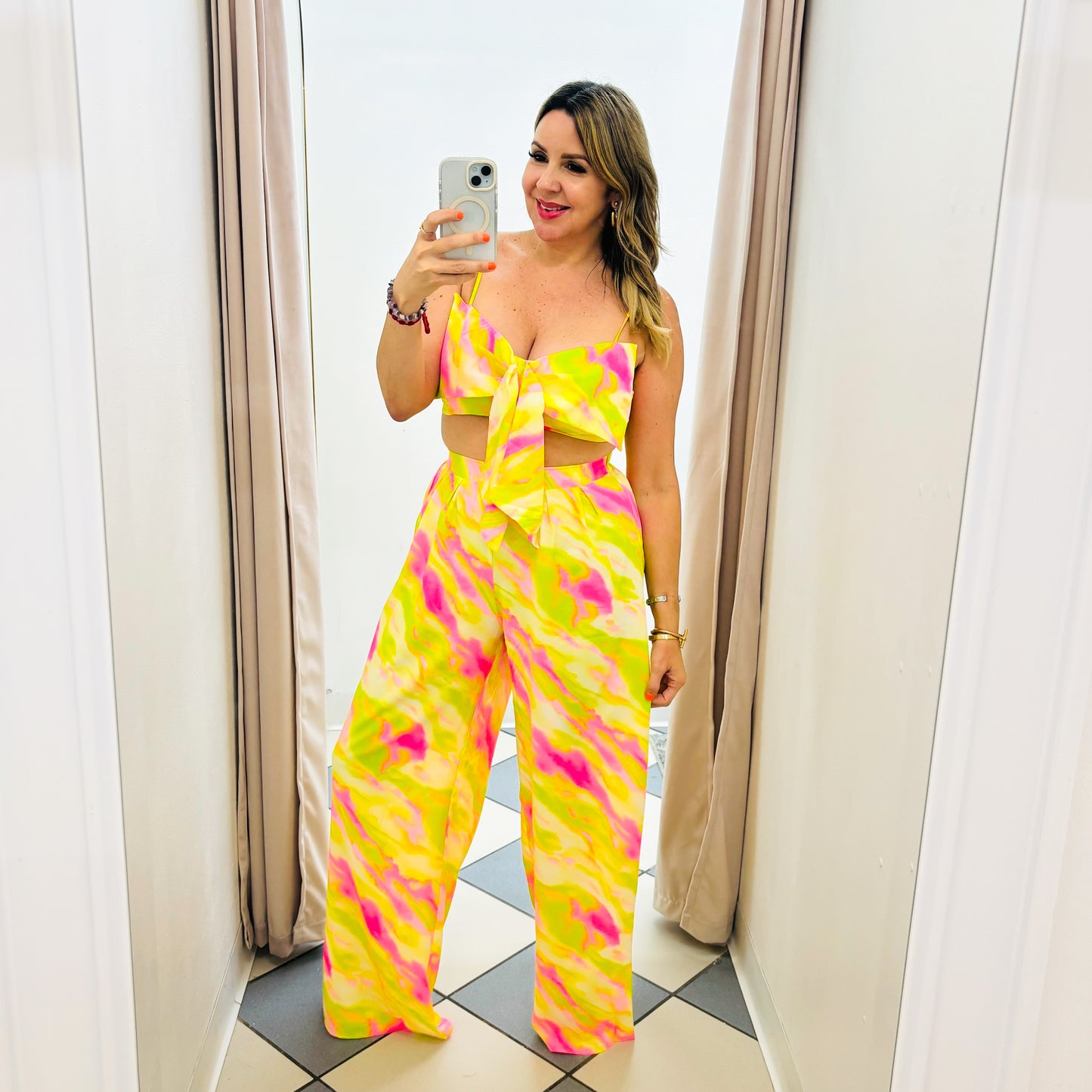 Samantha set