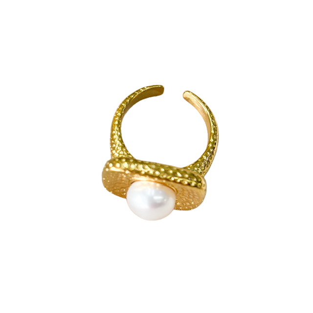 Pearl Ring
