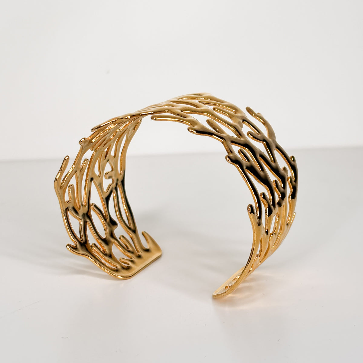 Roots Cuff