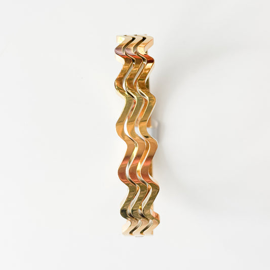 Curvy Gold Bangle